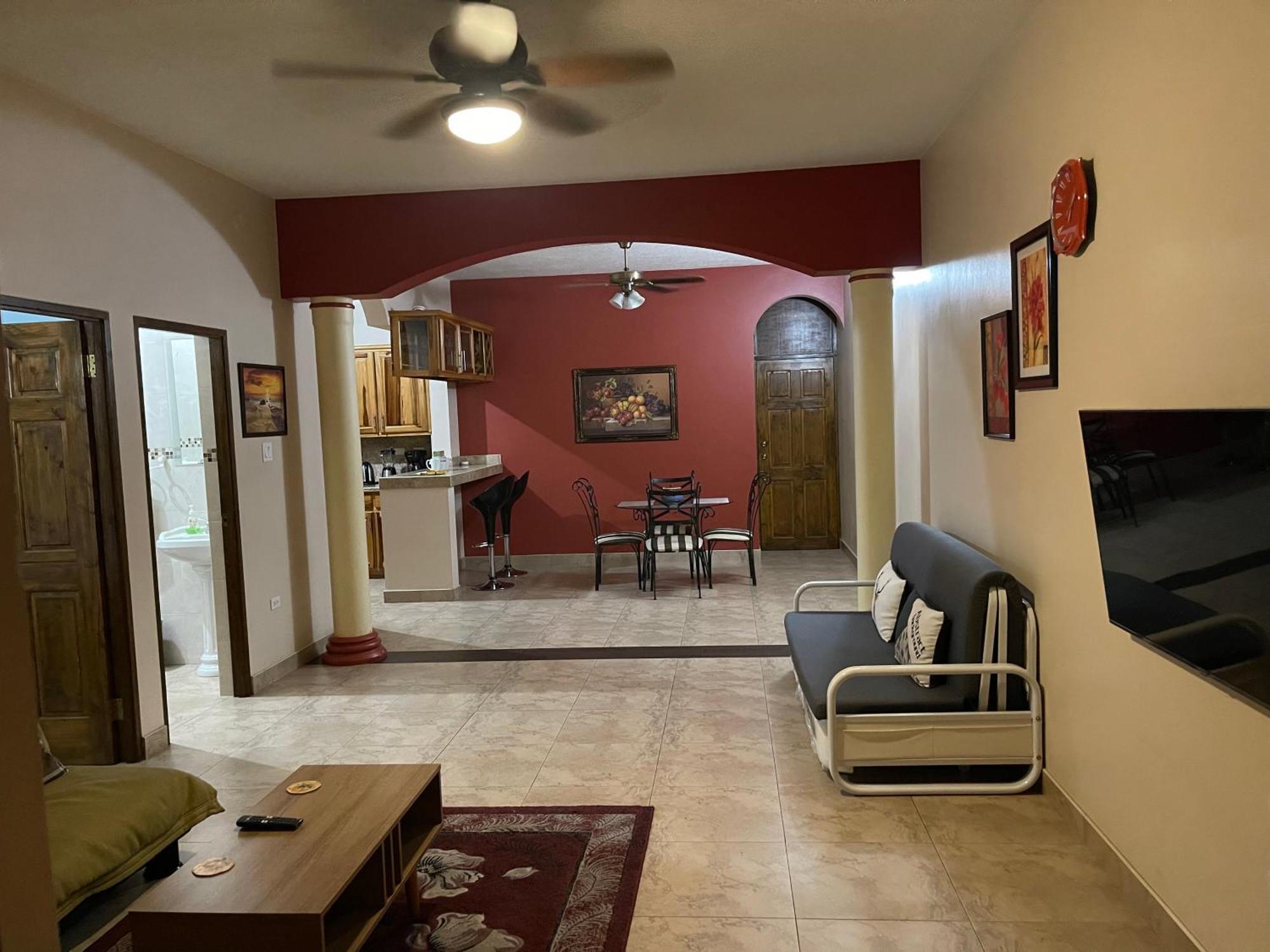 Le Quad - One Bedroom & Studio Apt - Private, Spacious & Secured كينغستون المظهر الخارجي الصورة